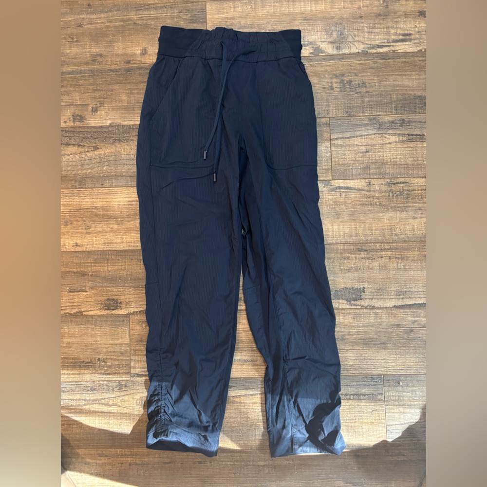 lululemon athletica Navy Capris
